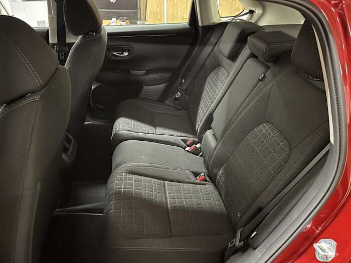 Honda ZR-V Hybrid e: HEV 2.0 i-MMD Elegance