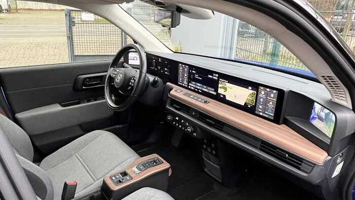 Honda e Advance 17' Style-Paket Allwetterreifen